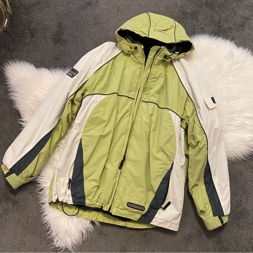 Columbia Women’s Ski Jacket - Green and White